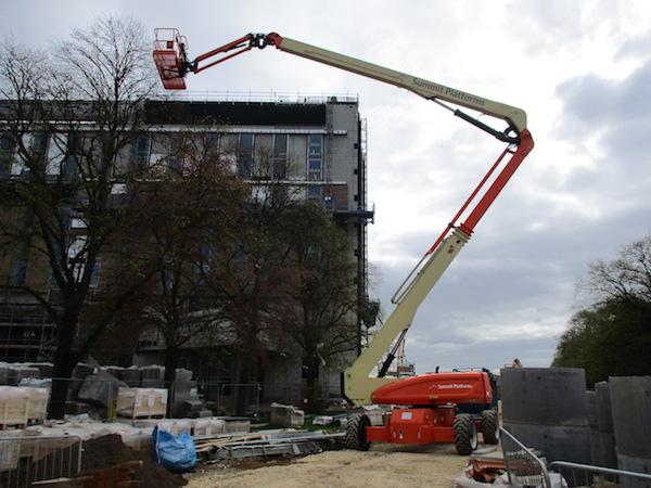 Summit Platforms buys JLG 1250AJ’s 125ft articulating diesel boom