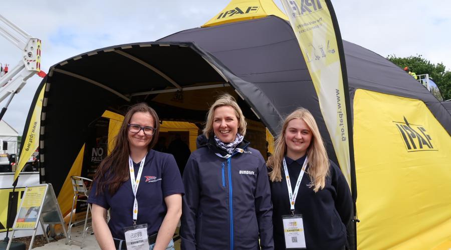 Summit Platforms support IPAF’s Women in Powered Access initiative